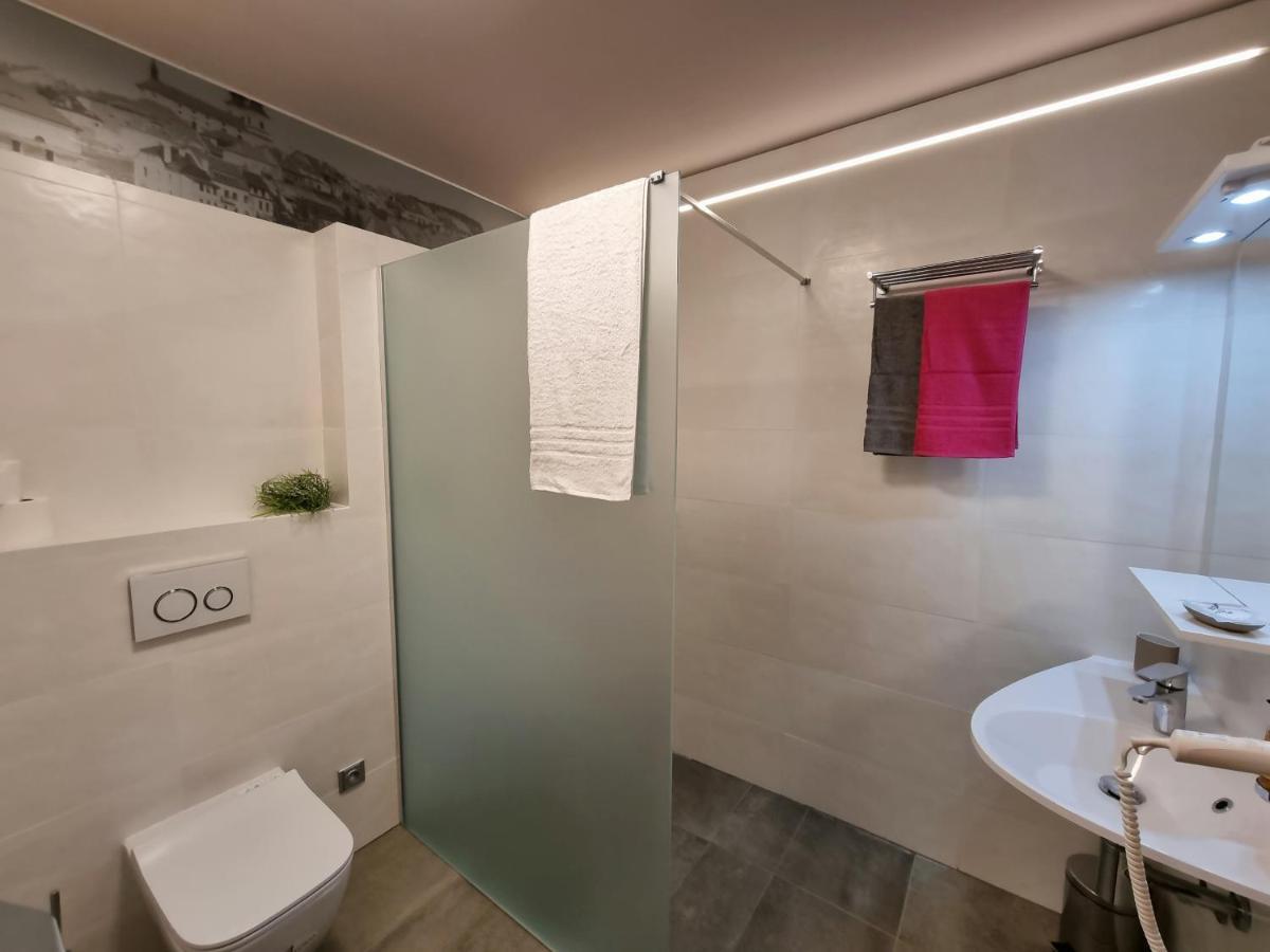 Apartmany Etenia Kadaň Exteriör bild