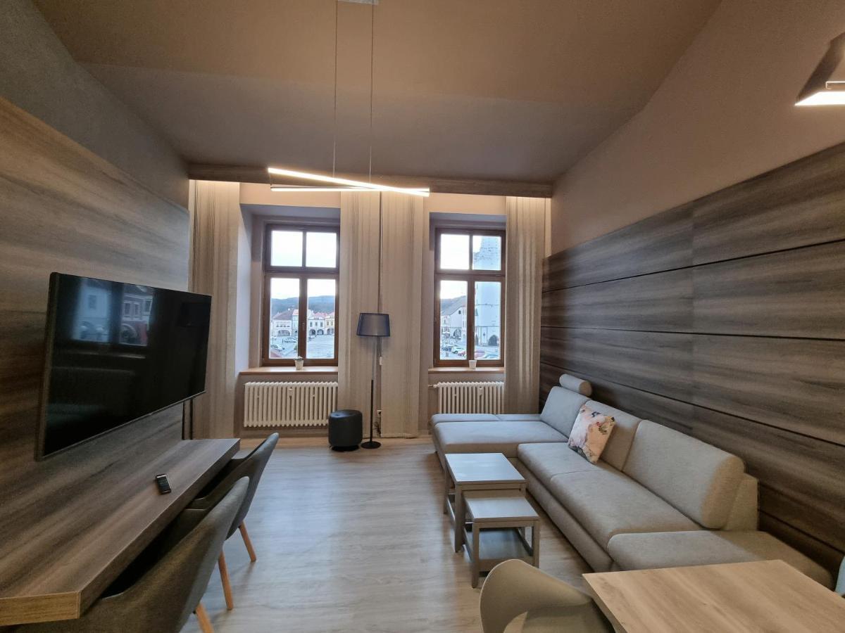 Apartmany Etenia Kadaň Exteriör bild