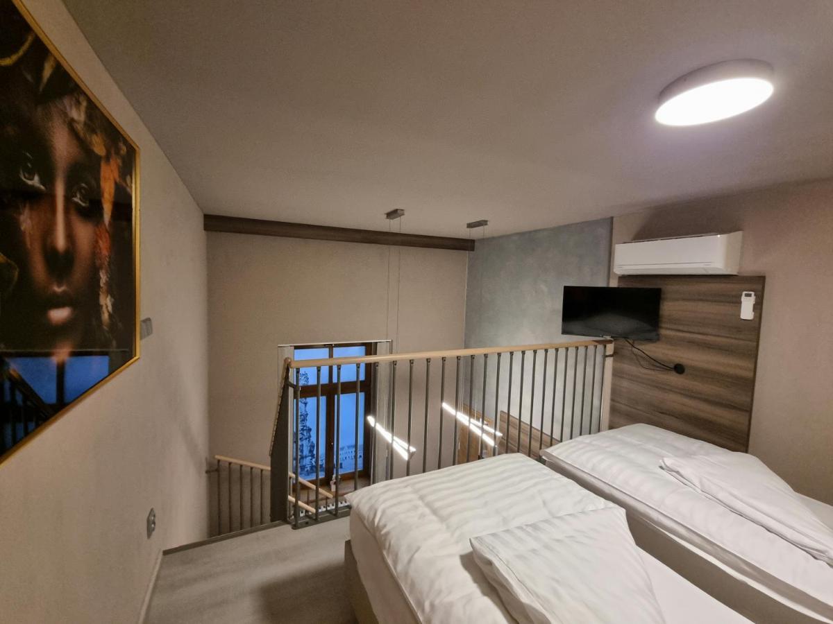 Apartmany Etenia Kadaň Exteriör bild